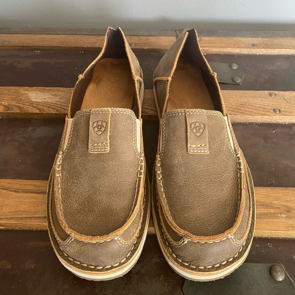 Women’s Ariat Cruiser Size 10B